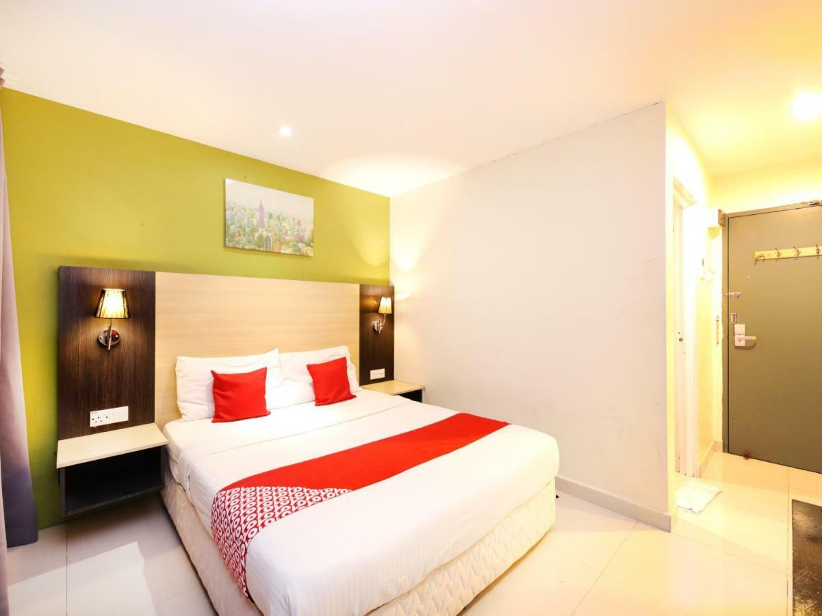 Oyo 786 The Citilite Hotel Kuantan Bagian luar foto