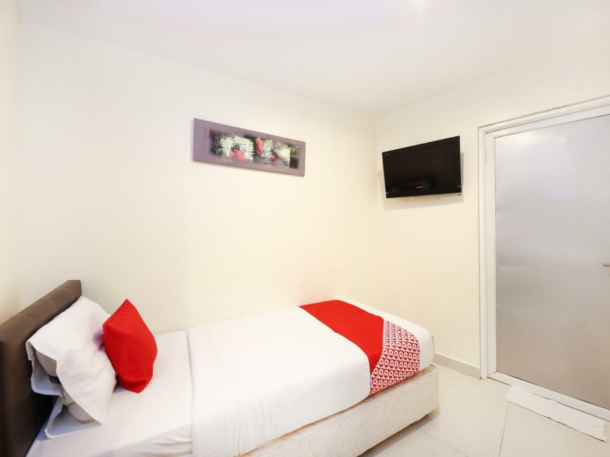 Oyo 786 The Citilite Hotel Kuantan Bagian luar foto