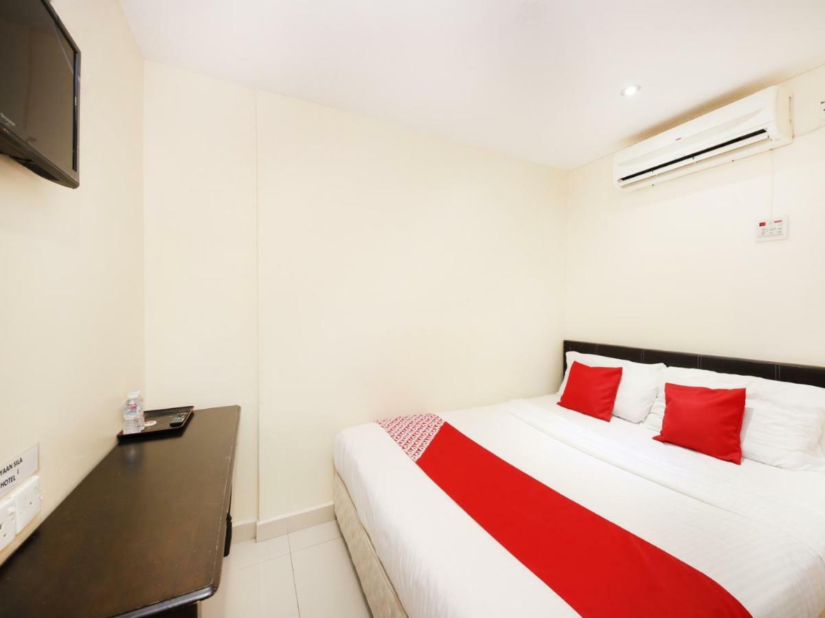 Oyo 786 The Citilite Hotel Kuantan Bagian luar foto