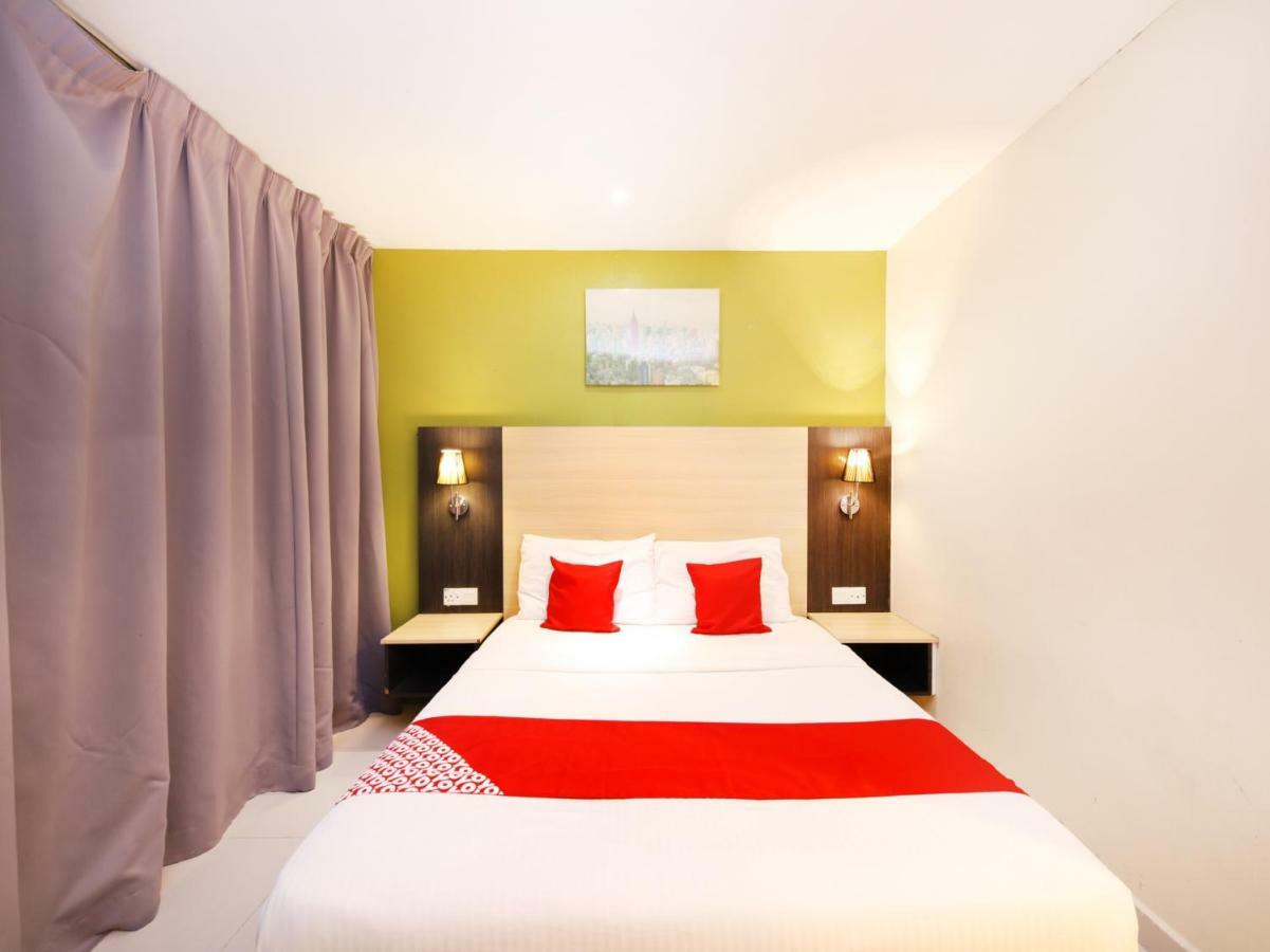 Oyo 786 The Citilite Hotel Kuantan Bagian luar foto