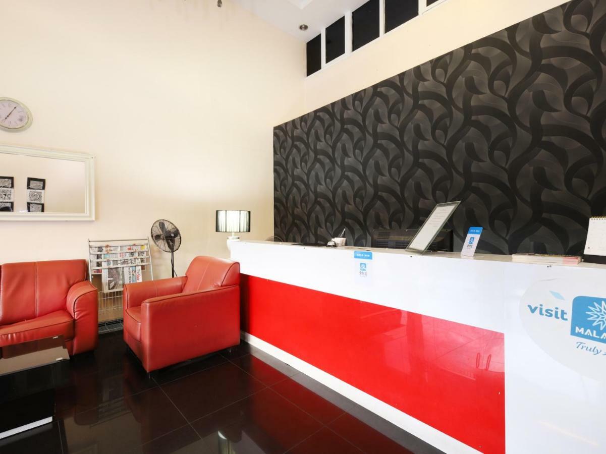 Oyo 786 The Citilite Hotel Kuantan Bagian luar foto