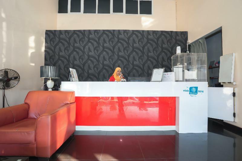 Oyo 786 The Citilite Hotel Kuantan Bagian luar foto