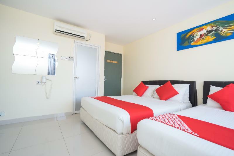 Oyo 786 The Citilite Hotel Kuantan Bagian luar foto